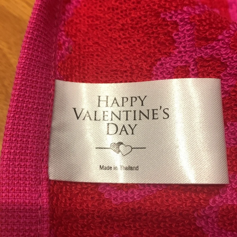 Valentine’s Day Hand Towel- Pink & Red “Love” NWT - Guest bath- Gift Basket